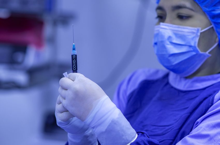  87 Paraćinaca primilo treću dozu vakcine