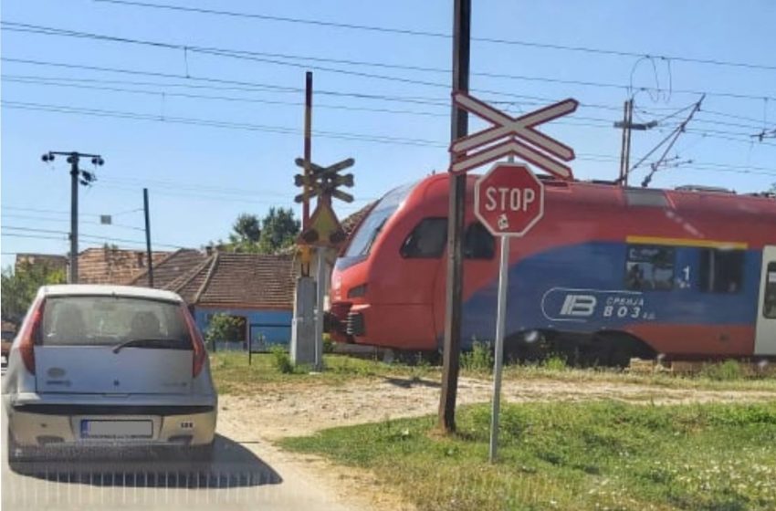  Radovi na pružnim prelazima između Paraćina i Ćićevca, Železnice upozoravaju na oprez