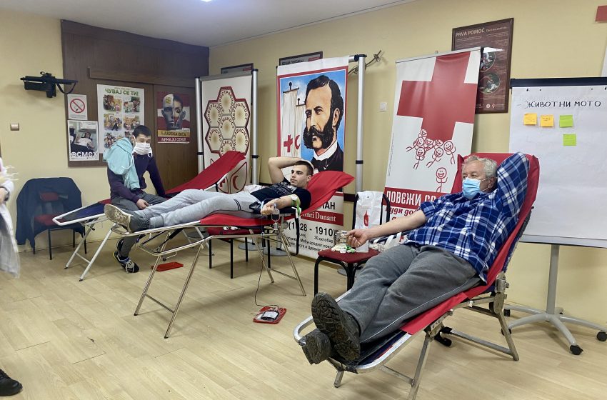  Akcija dobrovoljnog davalaštva krvi u Crvenom krstu