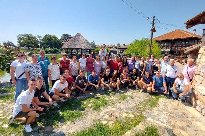  Folkloraši iz Bosne i Hercegovine donirali novac za Vukovo lečenje!