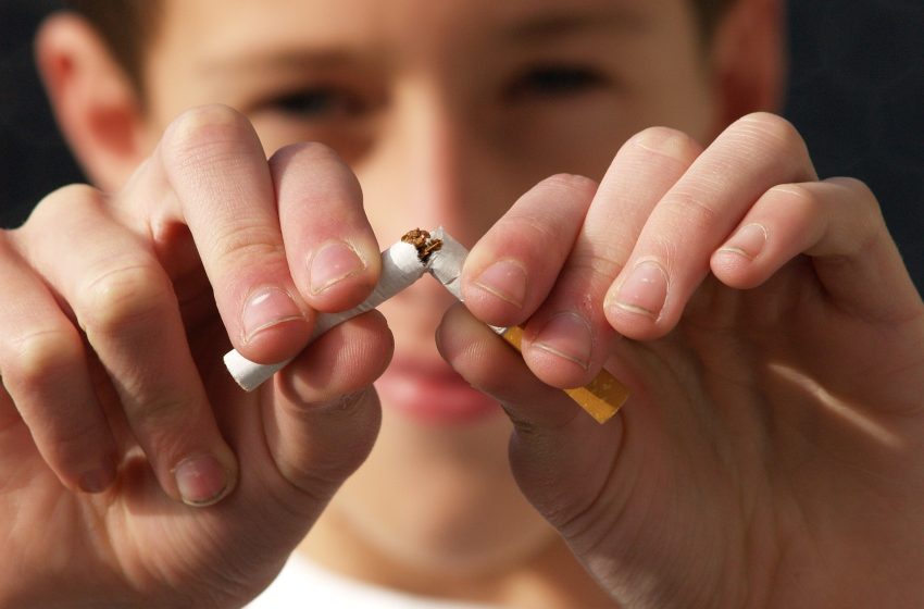  PORAŽAVAJUĆI PODACI – Deca u Srbiji puše već u petom razredu