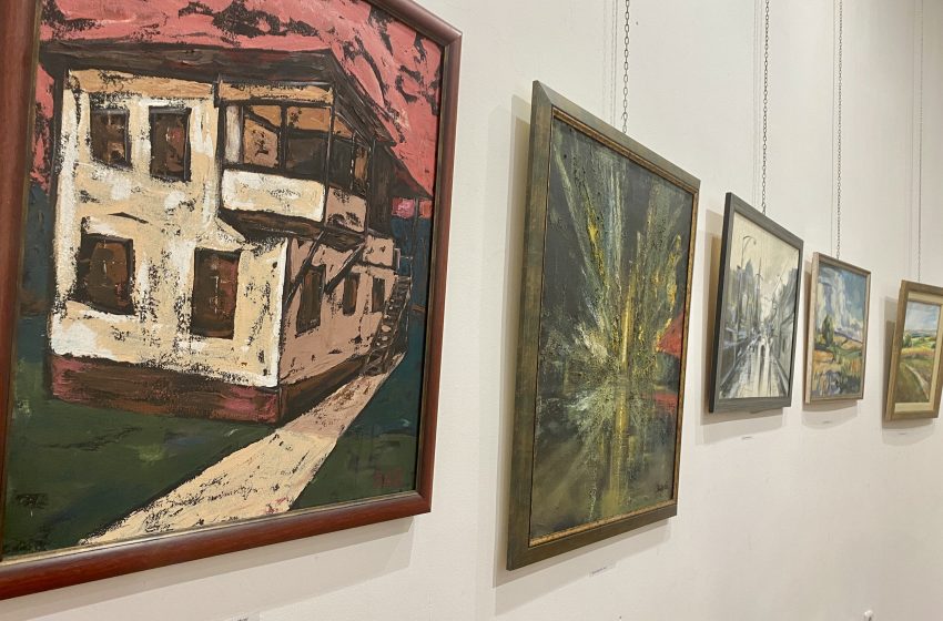  Udruženje likovnih umetnika Aleksinca predstavilo svoje stvaralaštvo posetiocima paraćinskog Kulturnog centra