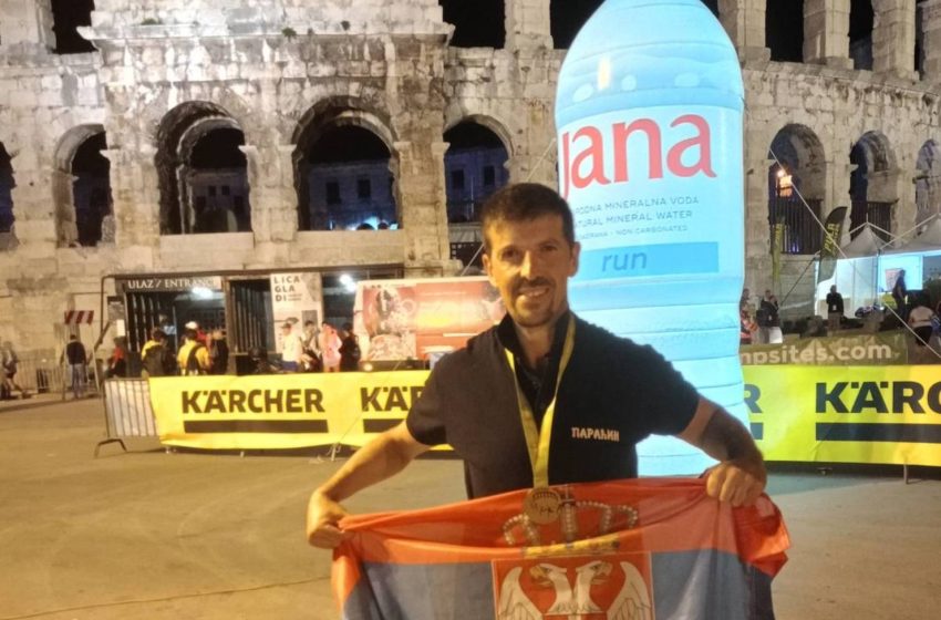  Saša Petrović istrčao međunarodni polumaraton u Puli i u ovom gradu promovisao Paraćin