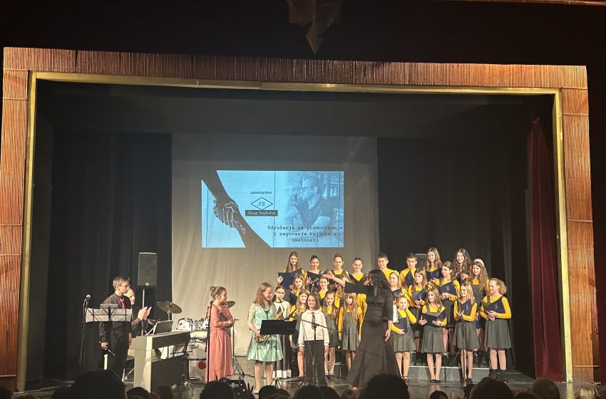  Jedinstven koncert mladih virtuoza u paraćinskom Pozorištu