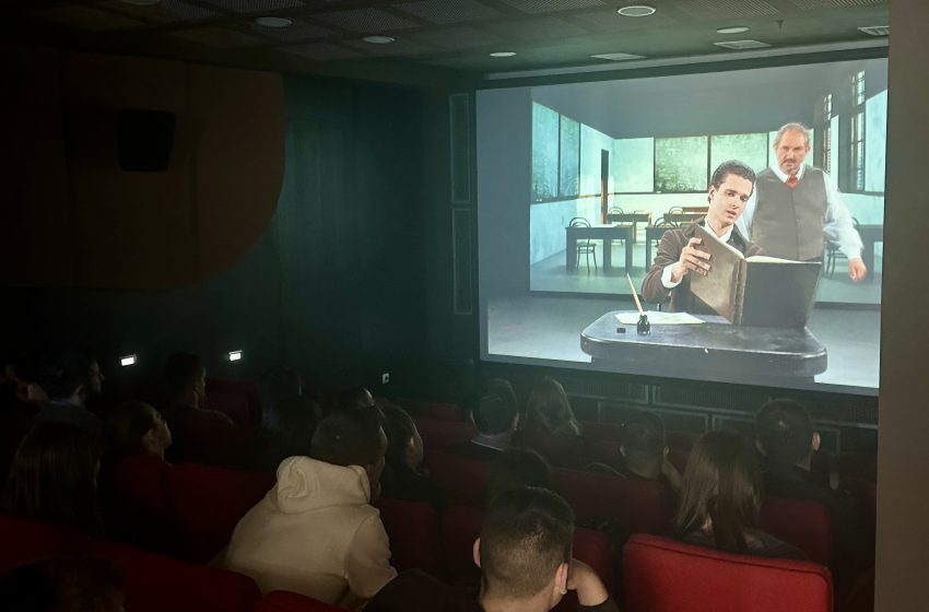  Paraćinci imali priliku da pogledaju novi dokumentarni film o Nikoli Tesli –  „Bežično“ otkriva duhovnu stranu srpskog genija