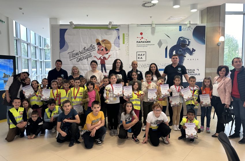  Najmlađi Paraćinci pokazali izvanredno znanje o saobraćaju na Pažljivkovoj smotri – dobili smo predstavnike regionalnog takmičenja