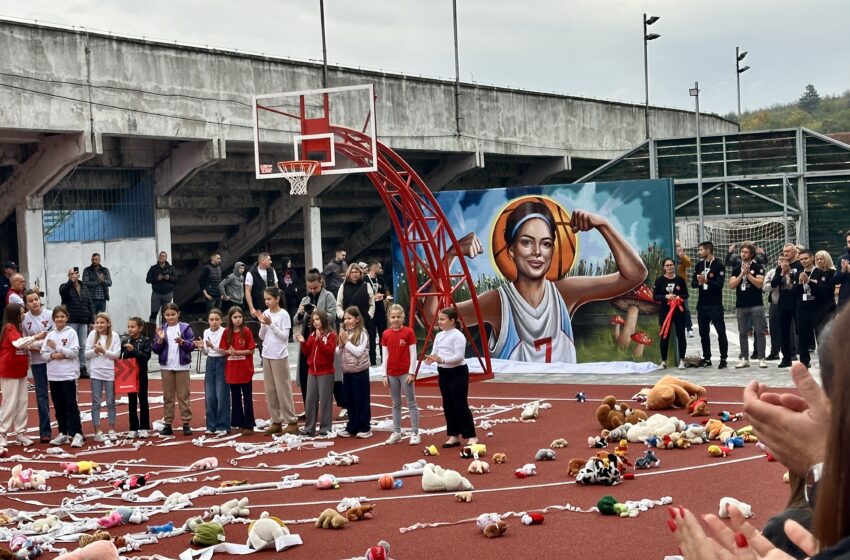 Anji u čast: svečano otvoren košarkaški teren koji nosi ime Paraćinke Anje Radonjić